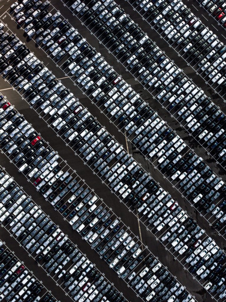 Parkplatz Autos