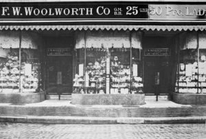 Erstes Kaufhaus von Woolworth in Essen